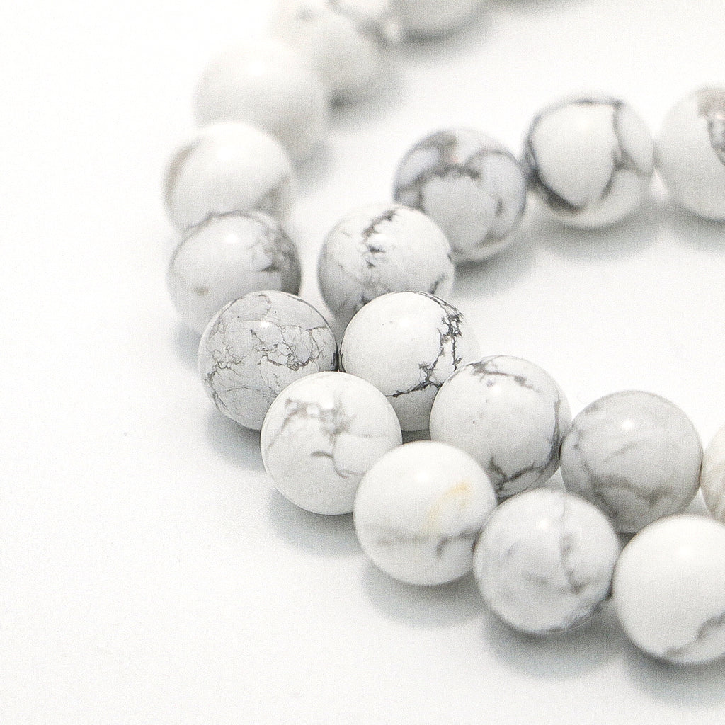 Handmade Howlite Necklace with Gold Chain-st-0025