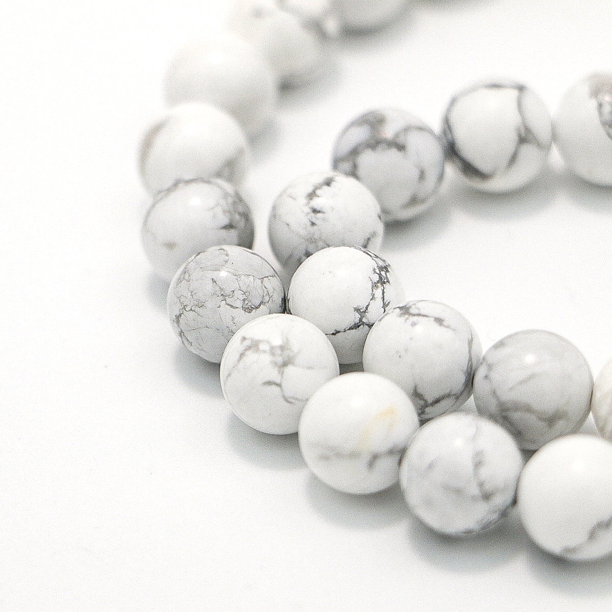 Handmade Howlite Necklace with Gold Chain-st-0025