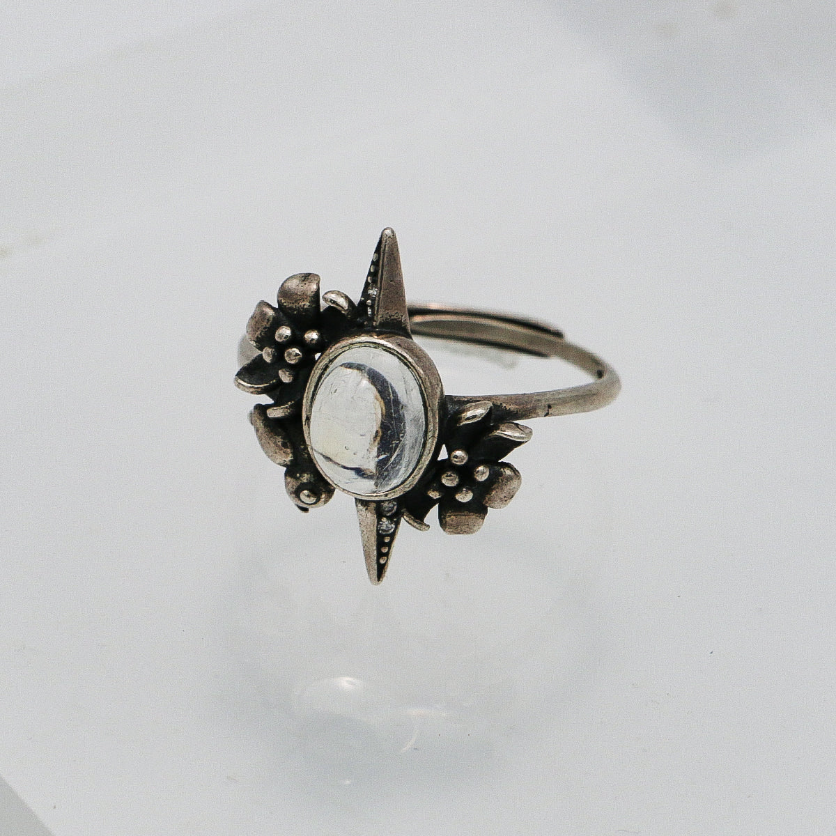 Blue Moonstone Ring - Vintage 925 Silver with Floral Star Engraving-st-0041