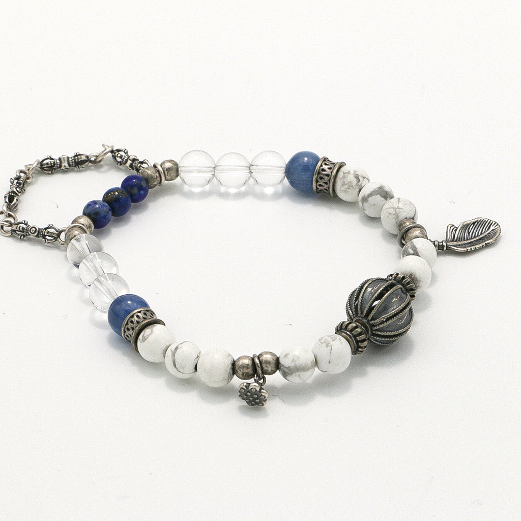 Handmade Howlite and Kyanite Bracelet with Silver Chain - Greek Sculpture Inspired-st-0007
