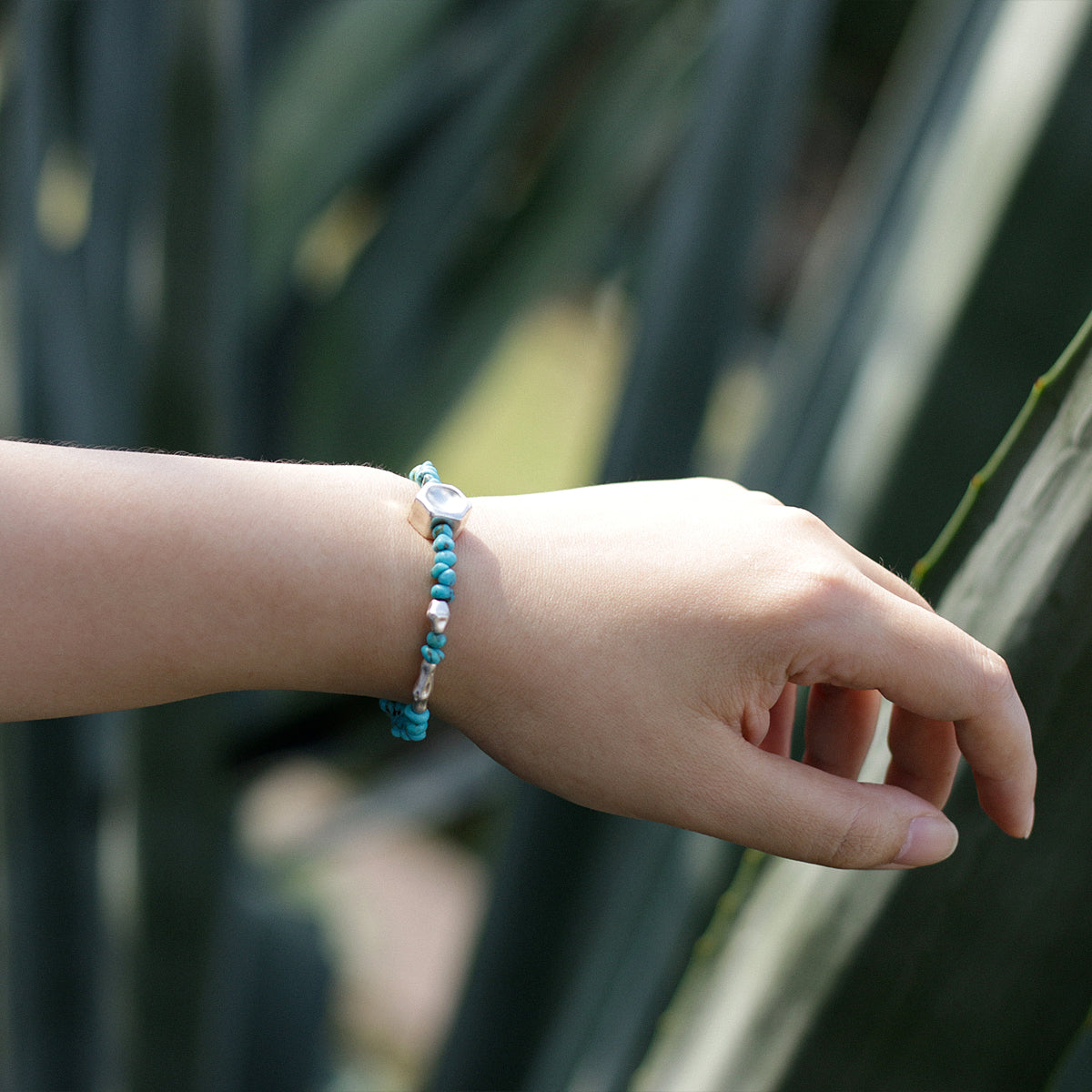 Handmade Natural Turquoise with Thai Silver Bracelet-st-0012
