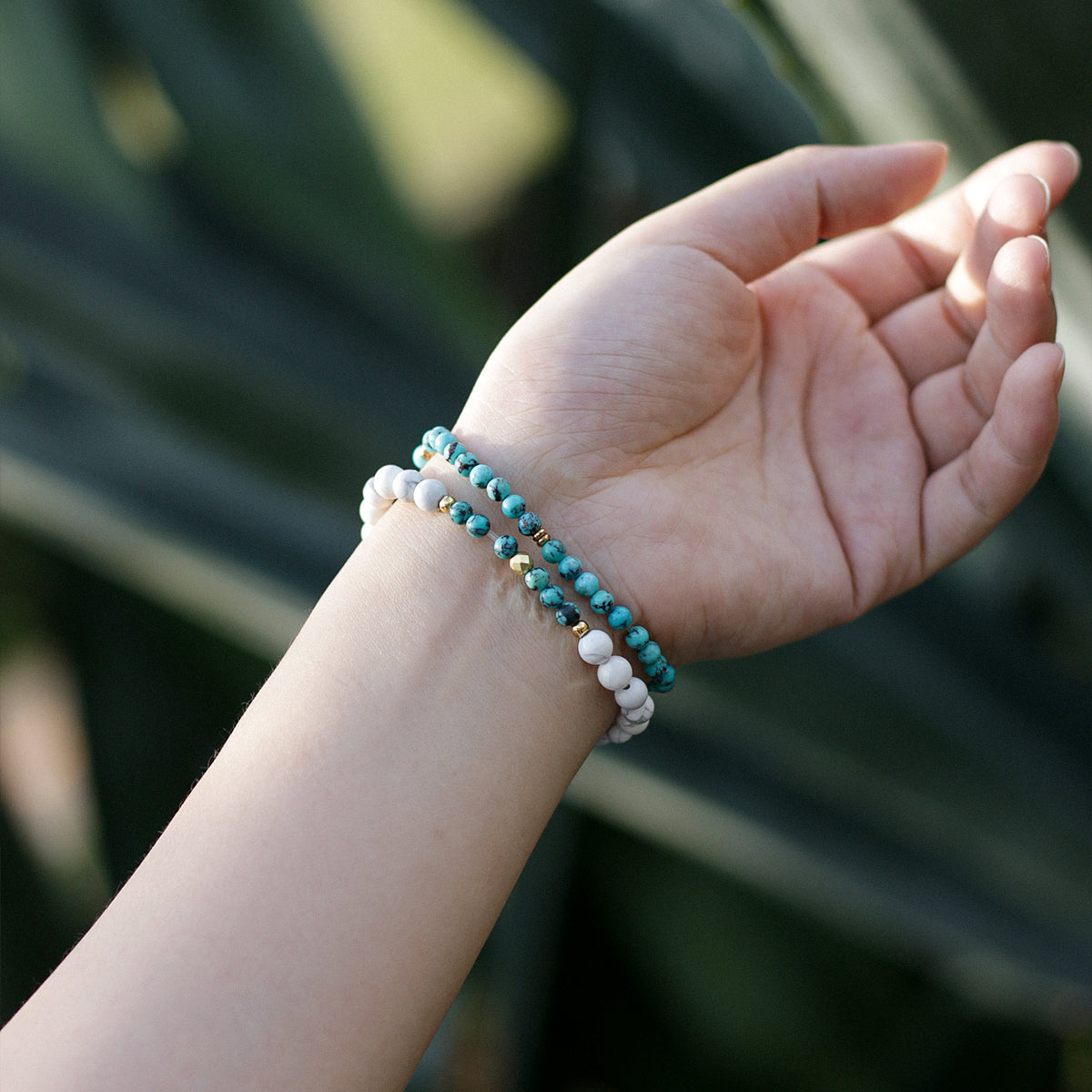 Handmade Howlite and Turquoise Bracelet with Gold Tone Accent - Bohemian Beaded Jewelry-st-0009