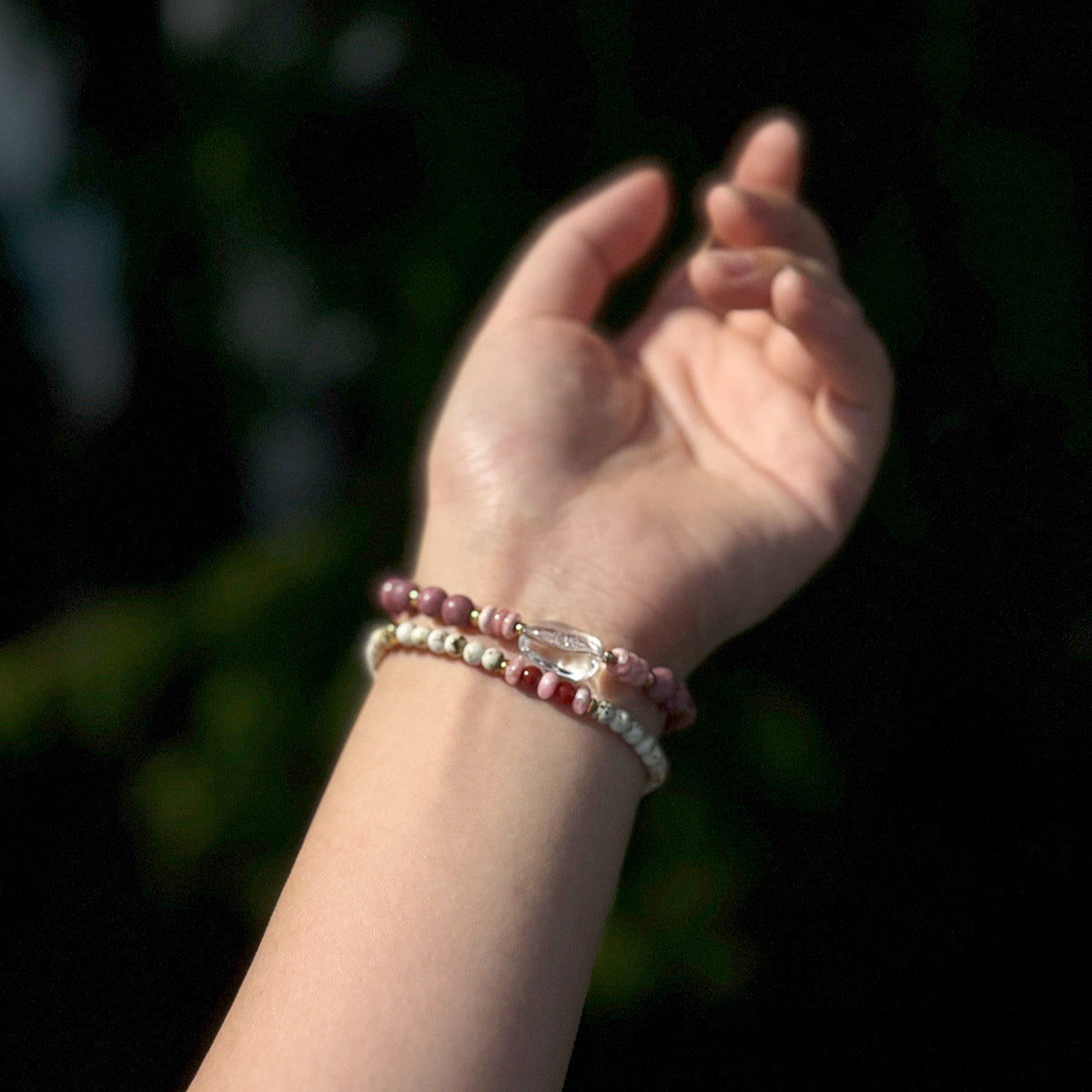 Handmade Rhodochrosite and Howlite Bracelet with Gold Plated Accents-st-0006