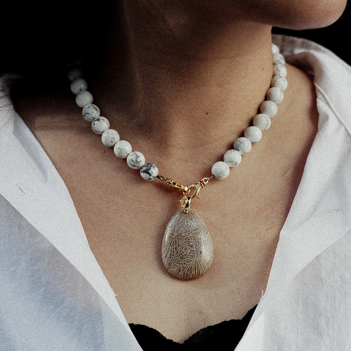Handmade Howlite Necklace with Gold Chain-st-0025